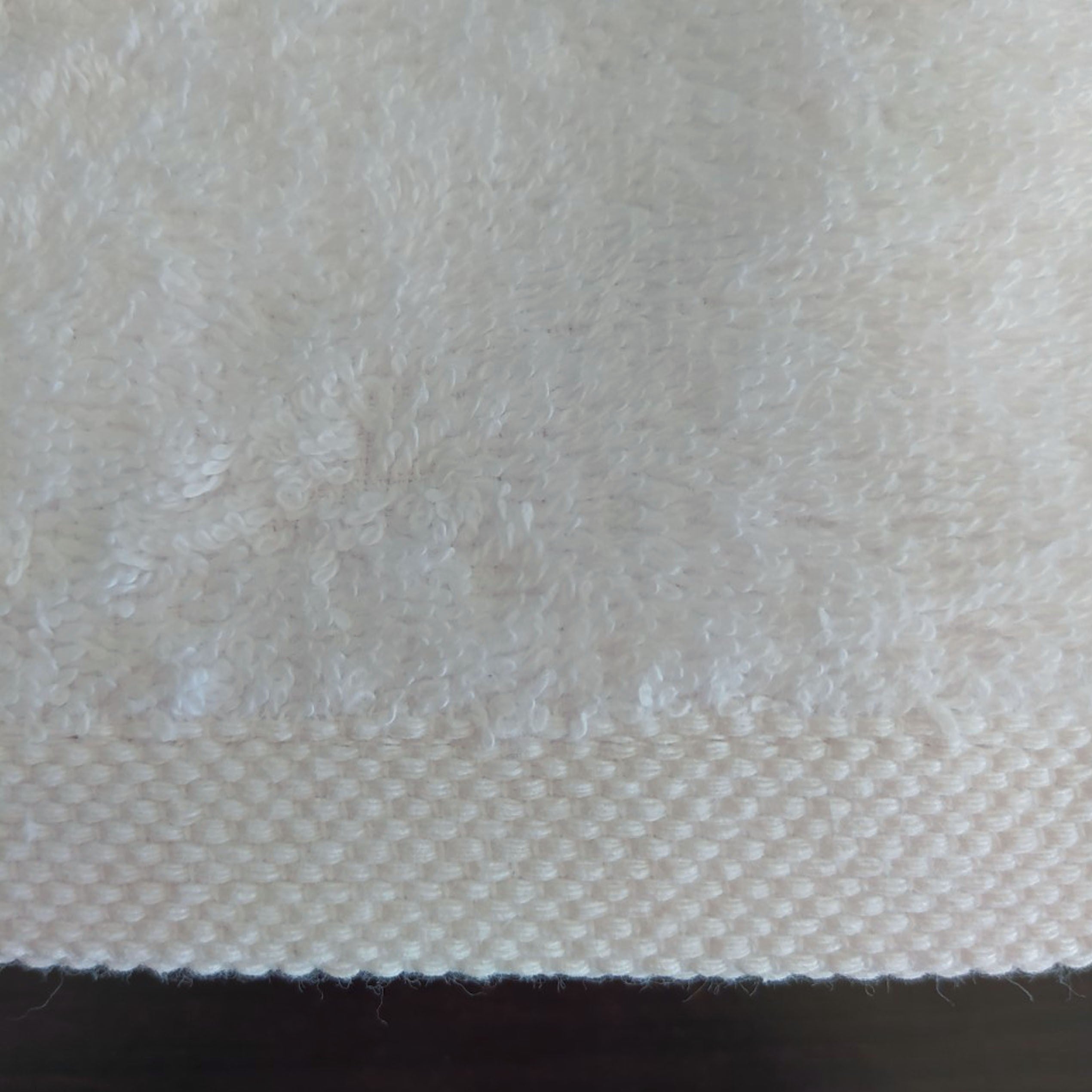 Toalla algodón peinado 500 gr/m2 blanco