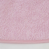 Pack of 3 terry cloth bibs for daycare in pink with elastic. Washable, terry exterior and waterproof backing. Dimensions: 33x29cm