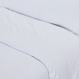 Housse de couette en microfibre blanche lisse